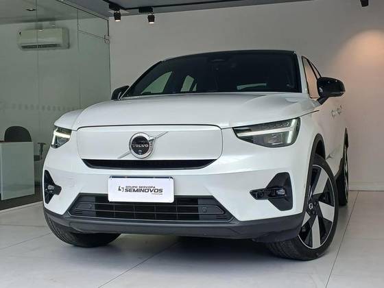 VOLVO C40 P8 RECHARGE TWIN ELECTRIC ULTIMATE AWD